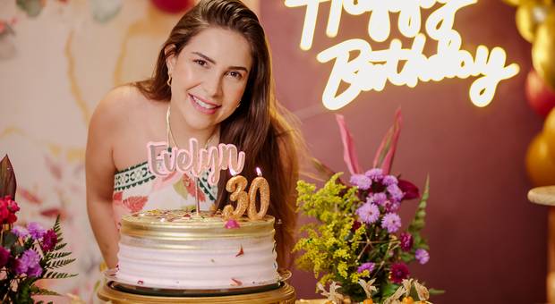 Aniversário de Evelyn 30 anos