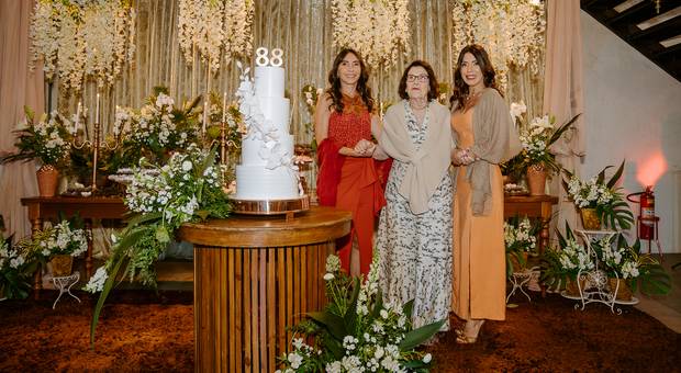 Aniversário de Hélvia 88 anos