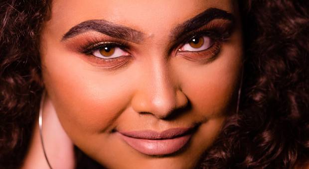 Institucionais e Produtos de Makeup LBeauty