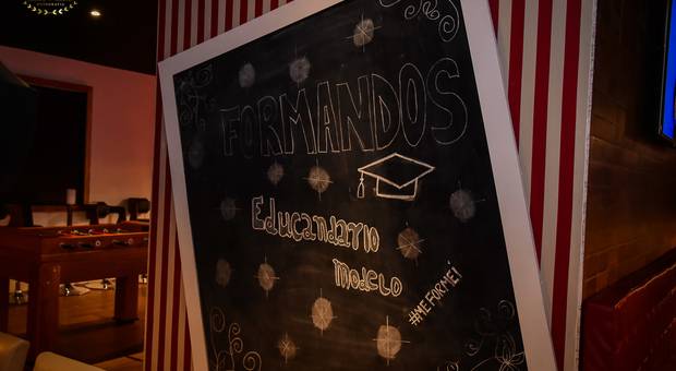 Formatura de Educandário Modelo