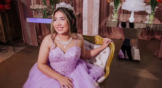 15 anos de NICOLE SAYURI 15+1