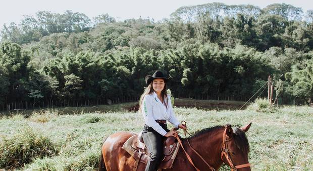 15 anos de PRÉ XV ANOS NICOLLE PENDLOSKI