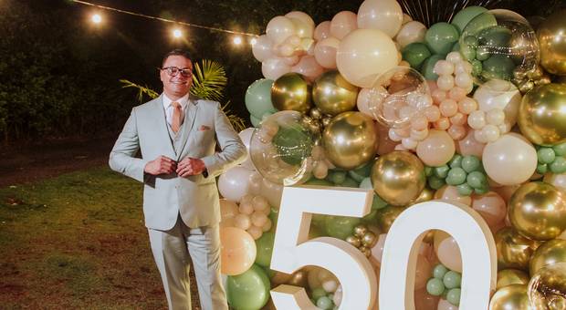 Aniversarios de MEIO SECULO DEMI 