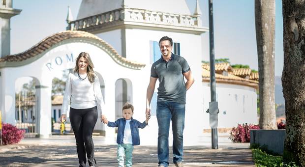 Família de Família Edilaine + Fernando + João Lucas 