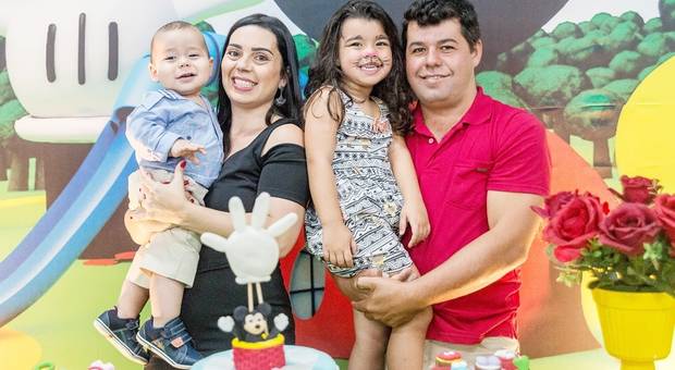 Aniversários   de Laura e José Antônio