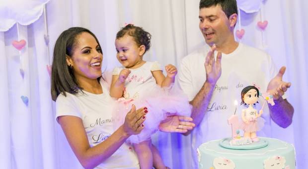 Aniversários   de Lívia 1 aninho