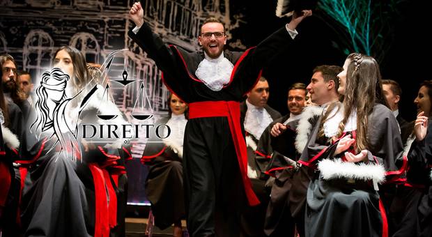 Formatura de Formatura Direito na UFRGS - HENRIQUE FERRONATTO FONTANELLA