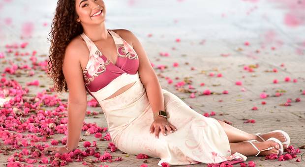 Ensaio Feminino  de Emily