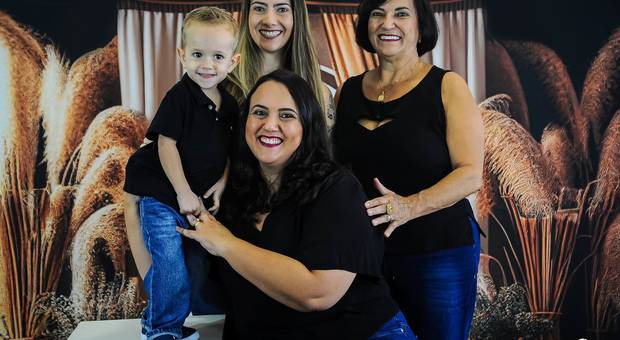 ENSAIOS TEMÁTICOS de MAMÃE JULIANA