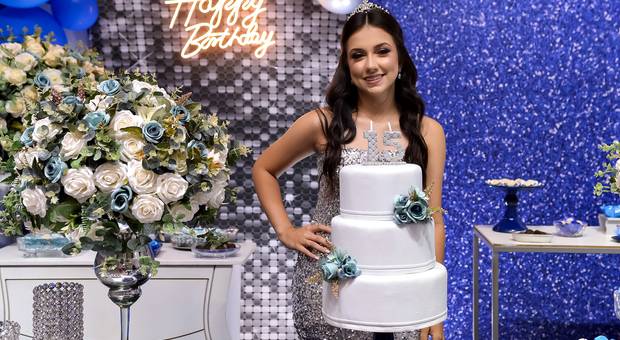 ANIVERSÁRIO INFANTIL de 15 ANOS ANA LÍVIA