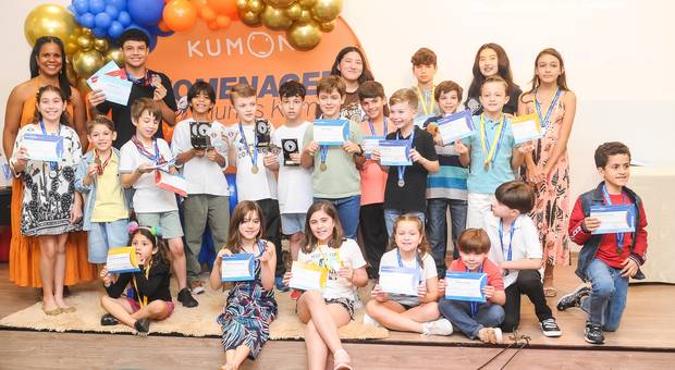 CORPORATIVO de Homenagem Kumon