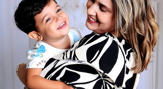 ENSAIOS TEMÁTICOS de Ensaio Dia das Mães- Mãe Carolina e filho Leonardo