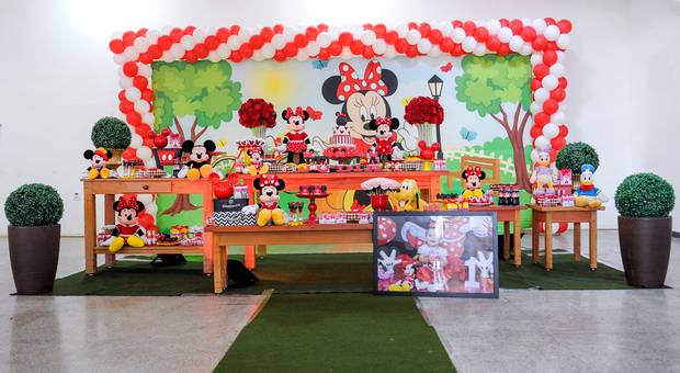 ANIVERSÁRIO INFANTIL de ANIVERSÁRIO JÚLIA