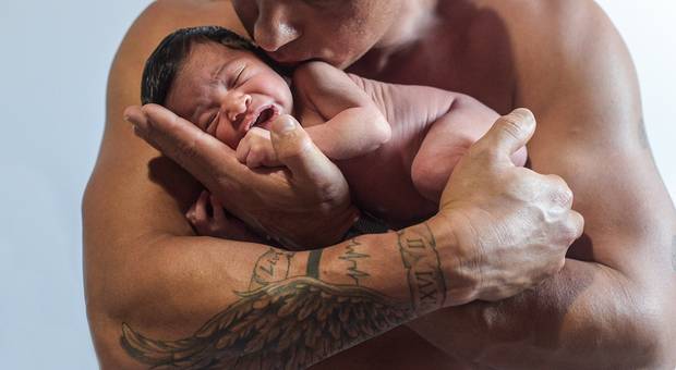 NEWBORN de NEWBORN JÚLIA