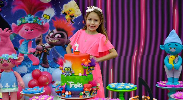 ANIVERSÁRIO INFANTIL de HELOISA 7 ANOS - TROLLS