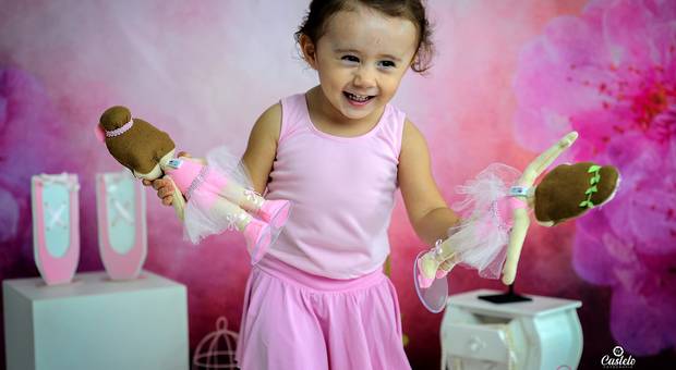 ENSAIOS TEMÁTICOS de MANUELLA - BAILARINA