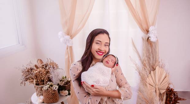 |NEWBORN - FAMÍLIA| de CENÁRIO FAMÍLIA - FLORESCER