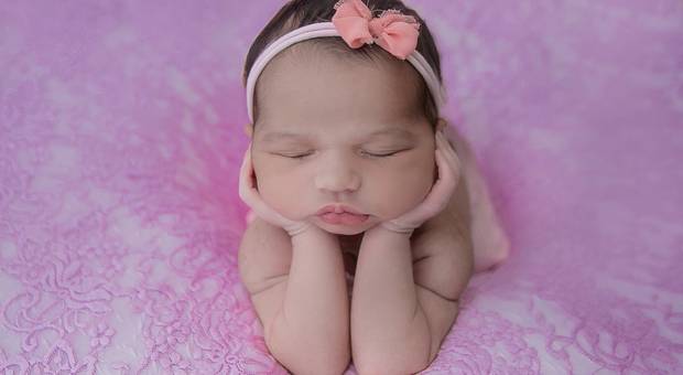 |NEWBORN - MENINAS| de MANTA LILÁS EM RENDA