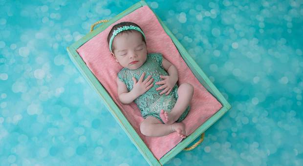 |NEWBORN - MENINAS| de CAIXOTE - VERDE TIFANNY