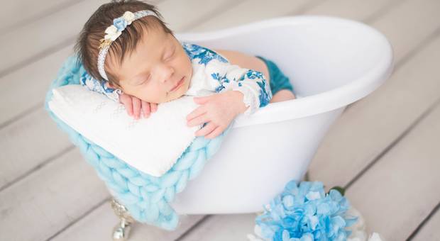 |NEWBORN - MENINAS| de BANHEIRINHA