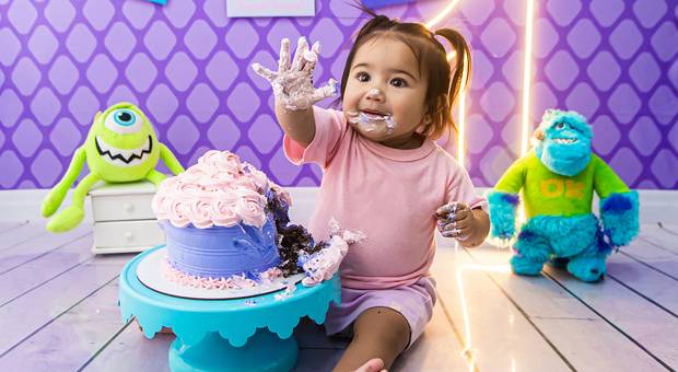 |SMASH THE CAKE E ANIVERSÁRIO| de MONSTROS SA - MENINAS