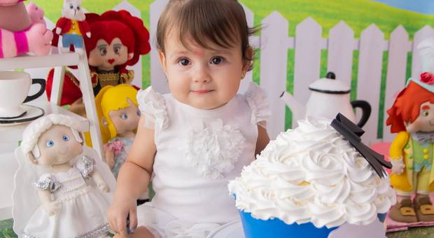 |SMASH THE CAKE E ANIVERSÁRIO| de ALICE NO PAÍS DAS MARAVILHAS 1