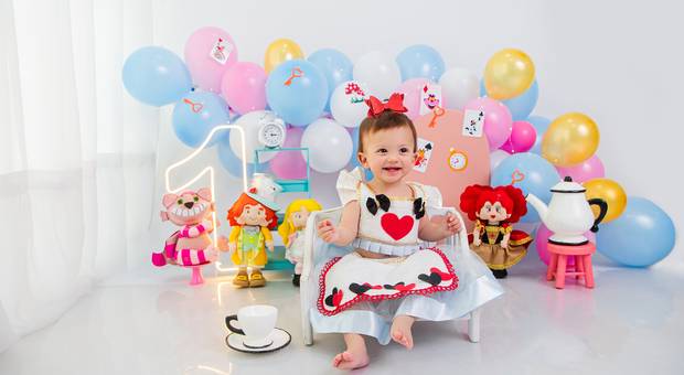 |SMASH THE CAKE E ANIVERSÁRIO| de ALICE NO PAÍS DAS MARAVILHAS 2