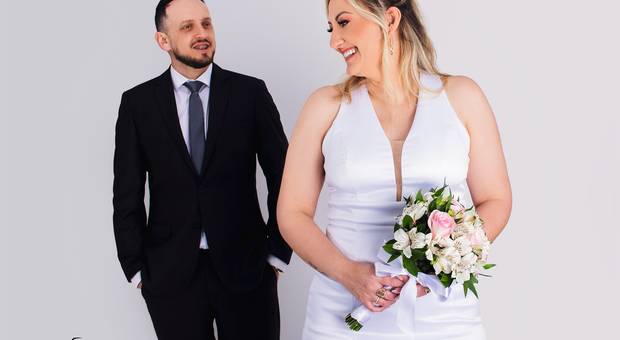 Casamento civil e fotos em Estúdio de Samuel e Michelly