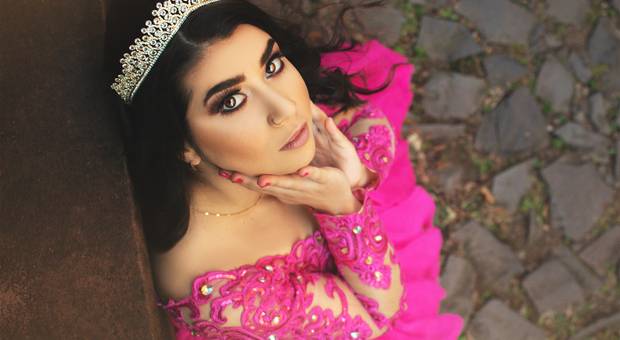 Debutante de Ensaio debutante Hellen