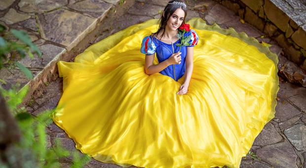 15 anos de Ensaio de Debutante com Victória