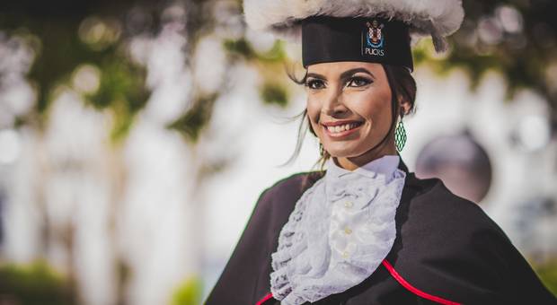 Formatura de Formatura Stéfani Bataioli.