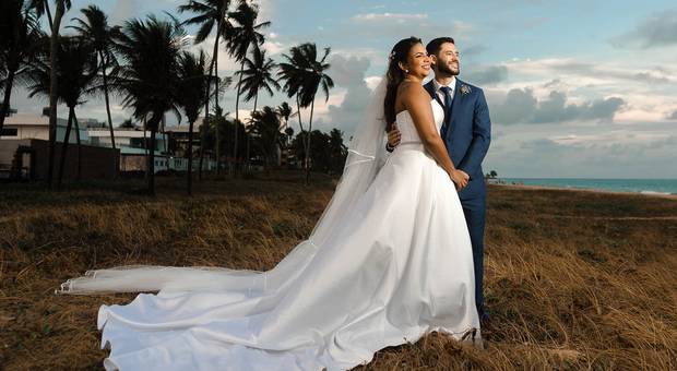 Na Praia de Isabella & Aluísio