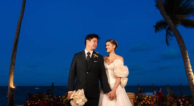 Na Praia de Priscila & Alberto 