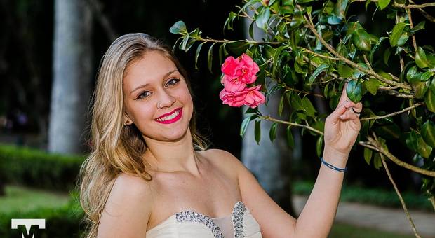 Ensaios  de Ensaio Thársila - 15 anos 