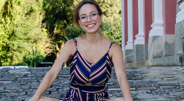 Ensaios  de Anna Spindola 