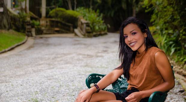 Ensaios  de Ana Clara Theobald