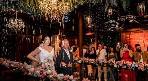 CASAMENTO de CERIMONIA E FESTA NO BUFFET SAMPAIO EM SÃO VICENTE-SP