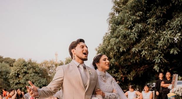 CASAMENTO de CASAMENTO DE DIA AO AR LIVRE EM RIBEIRÃO PIRES - SP