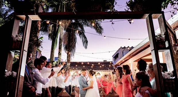 CASAMENTO de CASAMENTO DE DIA EM PRAIA GRANDE