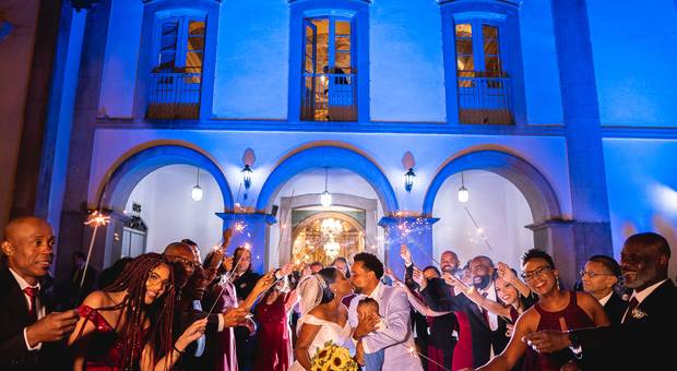 CASAMENTO de CASAMENTO NA IGREJA DO VALONGO E FESTA NO DOCKS