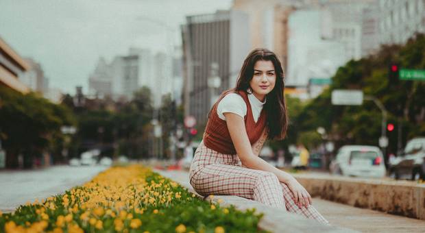 Ensaio feminino de 18 da Júlia