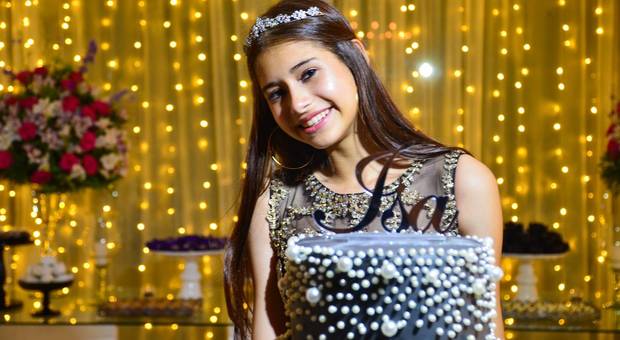 Debutante 15 anos de Festa 15 Anos - Debutante Isa