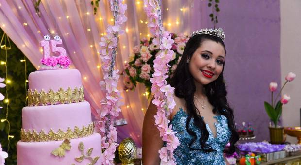 Debutante 15 anos de Giovana faz 15 Anos 