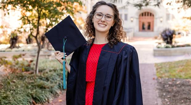 GRADUATION  of GRADUATION SESSION | BLOOMINGTON - IN