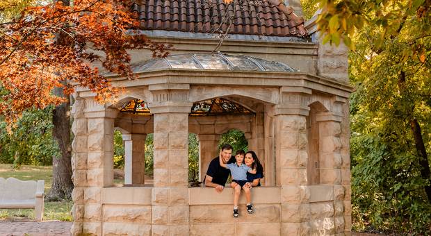 FAMILY of FAMILY SESSION | BLOOMINGTON - IN