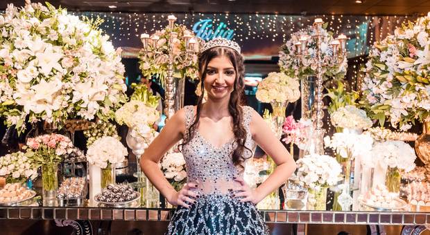 Aniversários de Debutante | São Paulo | Júlia Gomes | Fotos de 15 Anos | Villa Bisutti