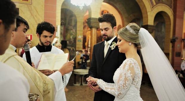 Casamentos | Ensaios de Igreja Matriz São Caetano Sagrada Família | Buffet 7 Mares | Foto Casamento - Camila e Wesley