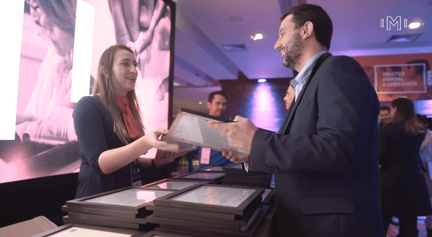 Publicidade de Master Dental Experience