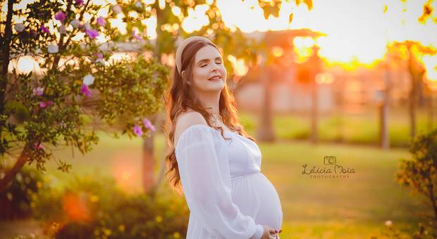 GESTANTE de Janaína a espera de Manuela