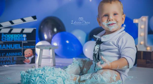 Acompanhamento de Smash the cake Emanuel - 1 aninho